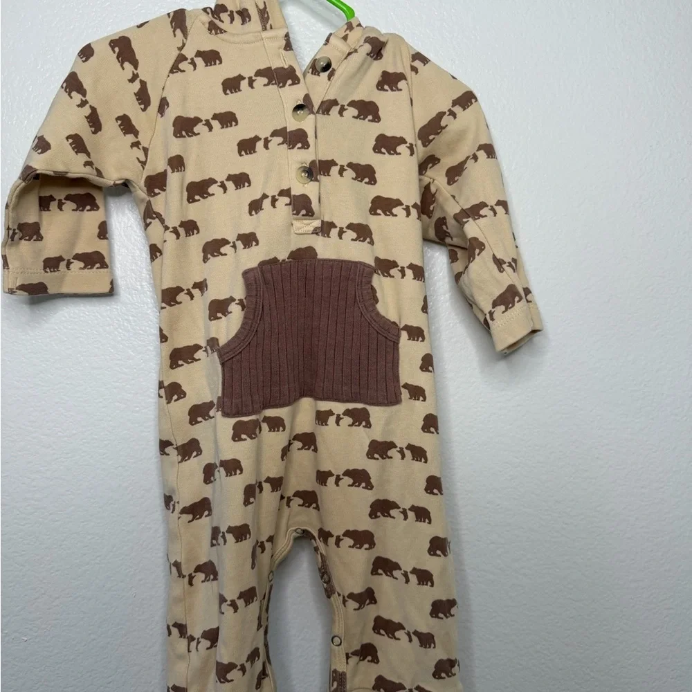 Kate Quinn Bear Print Hooded Baby One-Piece - Cream & Brown - Picture 1 of 4